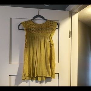 Entro yellow sleeveless top